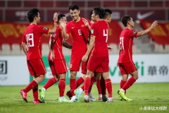 【实时】葡萄牙C罗破门！葡萄牙1-0塞尔维亚，B费送助攻